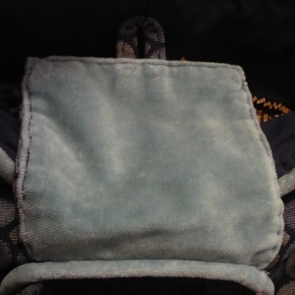 Handmade Retro Upcycled Laptop Bag - Picture 11 of 14